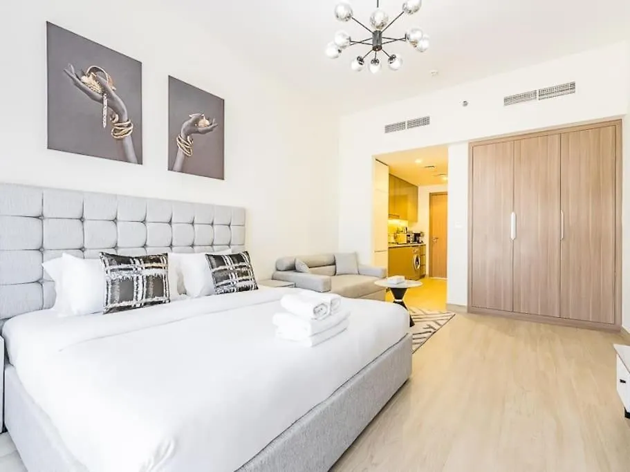 Relaxing Studio Retreat In Vibrant Meydan City Dubai 0*,