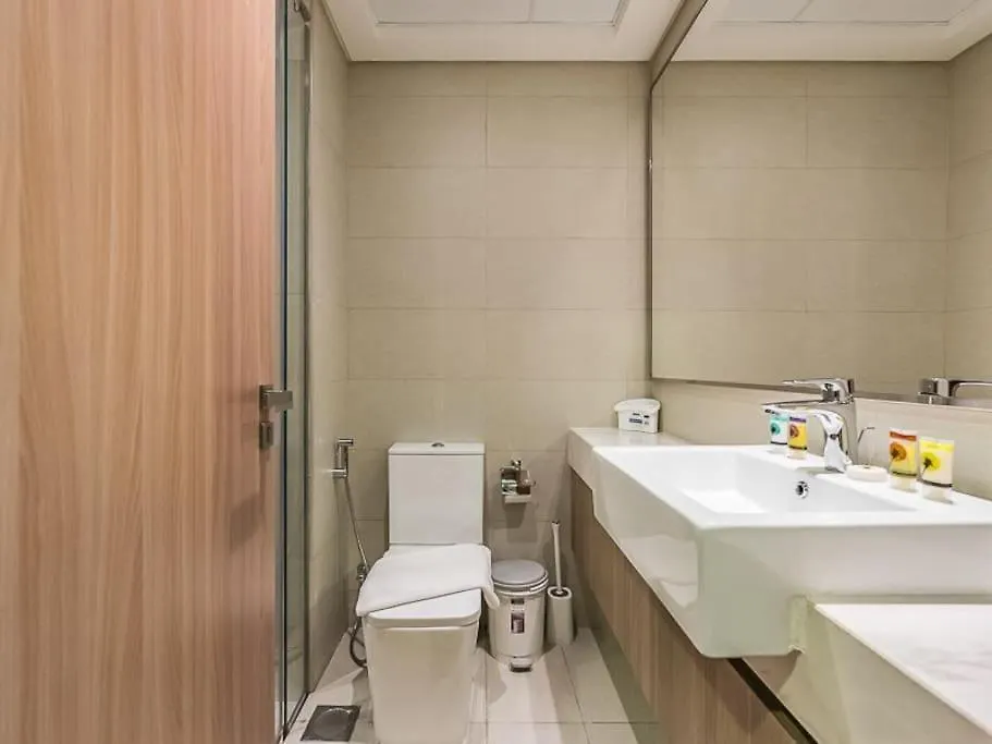 Apartment Relaxing Studio Retreat In Vibrant Meydan City Dubai
