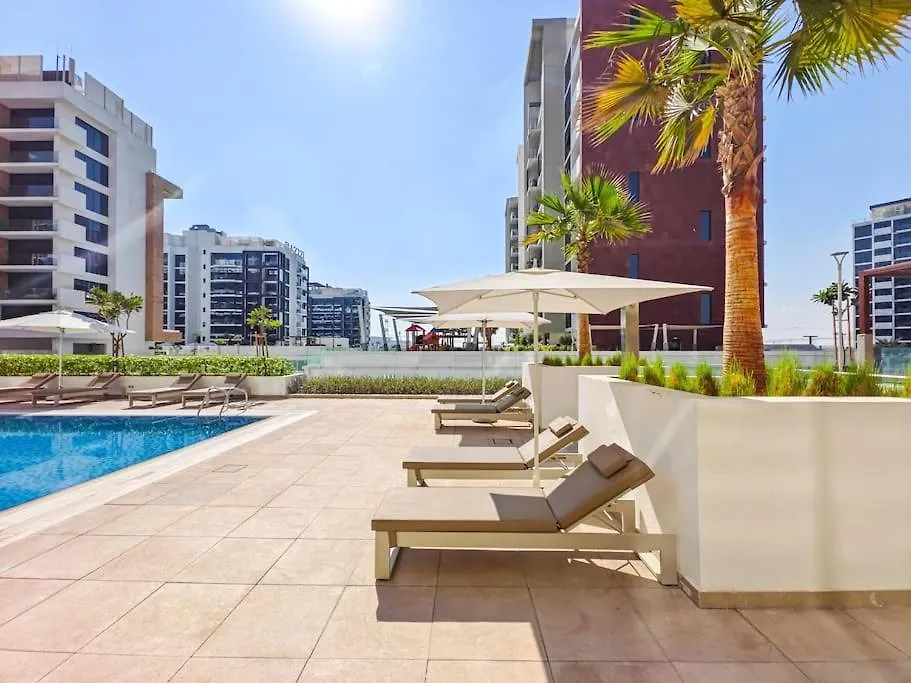 Relaxing Studio Retreat In Vibrant Meydan City Dubai United Arab Emirates